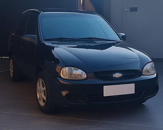CHEVROLET CLASSIC 1.0 MPFI LIFE 8V FLEX 4P MANUAL CHEVROLET CLASSIC 1.0 MPFI LIFE 8V FLEX 4P MANUAL